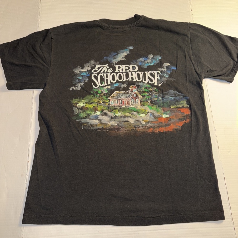Vintage Single Stitch Painted Graphic T-Shirt Made in USA "The Red Schoolhouse" - Picture 2 of 8